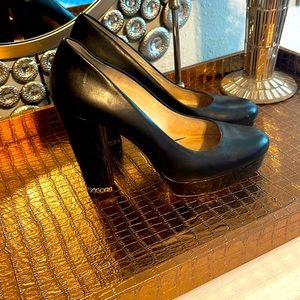 Michael Kors Black Jet Set 6 Platform Pumps Heels